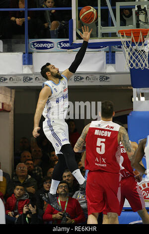 Brindisi (Italie). 20 Jan, 2019. Renato Ingenito - LaPresse 20012019(Brindisi Italia)Happy Sport Casa Brindisi vs Armani Milano - Lega Serie A PosteMobile Panier de saison régulière 16^ PalaPentassuglia 2018 - 2019 giornata BrindisiNella canestroRenato foto : un Moraschini Ingenito - LaPresse 20 01 2019 Brindisi (Italie)Happy Sport Casa Brindisi vs Armani Milano - National Legue une saison régulière 16 PosteMobile&# x221e ; 2019 PalaPentassuglia 2018 ronde - BrindisiIn la photo : Moraschini au panier Crédit : LaPresse/Alamy Live News Banque D'Images