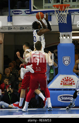 Brindisi (Italie). 20 Jan, 2019. Renato Ingenito - LaPresse 20012019(Brindisi Italia)Happy Sport Casa Brindisi vs Armani Milano - Lega Serie A PosteMobile Panier de saison régulière 16^ PalaPentassuglia 2018 - 2019 giornata BrindisiNella canestroRenato foto : Brown un Ingenito - LaPresse 20 01 2019 Brindisi (Italie)Happy Sport Casa Brindisi vs Armani Milano - National Legue une saison régulière 16 PosteMobile&# x221e ; 2019 PalaPentassuglia 2018 ronde - BrindisiIn la photo : Brown au panier Crédit : LaPresse/Alamy Live News Banque D'Images