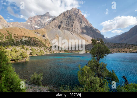 Dans le lac Alaudin Montagnes Fann, prises au Tadjikistan en août 2018 prises en hdr Banque D'Images