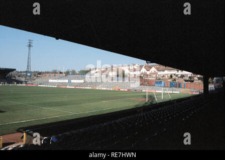 Vue générale de Brighton & Hove Albion FC Terrain de football, le terrain, Goldstone Brighton, East Sussex, photographié le 2 mai 1994 Banque D'Images