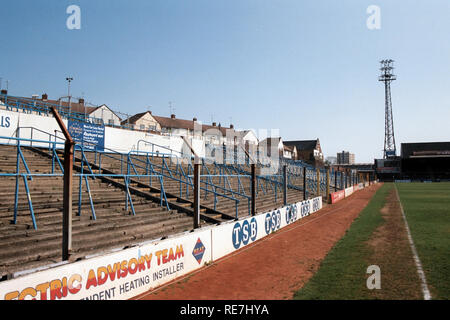 Vue générale de Brighton & Hove Albion FC Terrain de football, le terrain, Goldstone Brighton, East Sussex, photographié le 2 mai 1994 Banque D'Images