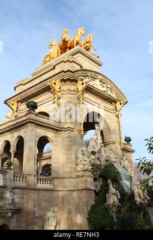 Fontaine dans le Parc de la Ciutadella à Barcelone, Espagne Banque D'Images