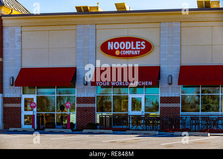 Lancaster, PA, USA - 5 mars, 2018 : Noodles & Company est un fast-restaurant décontracté qui sert une cuisine internationale et des plats de nouilles américain et p Banque D'Images