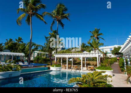 Port Hope Town Lodge Queen's Highway, espère que la ville, l'île d'Abaco, Elbow Cay, Abacos. Bahamas. Le Port Hope Town Lodge est un complexe en bord de mer que Banque D'Images