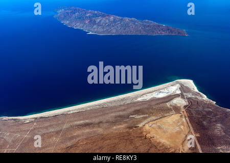 Cerralvo île Jacques Cousteau Mexico Baja California Sur vue aérienne paysage panorama Banque D'Images