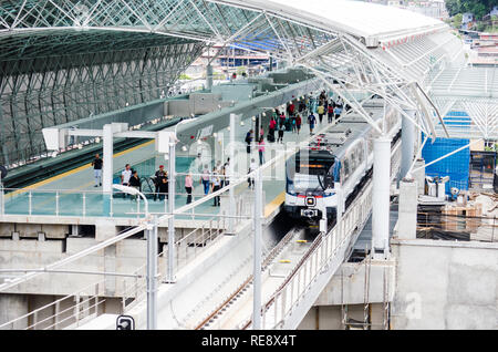 Ligne 2 du métro de Panama s'ouvre pour une semaine au cours de la Journée mondiale de la Jeunesse Banque D'Images