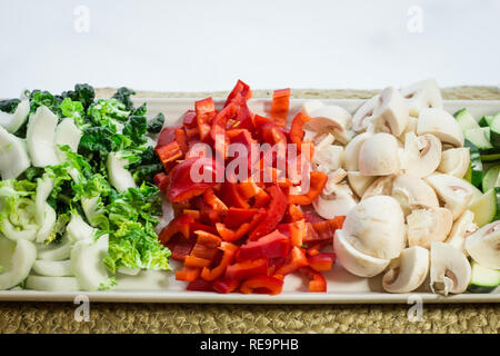 Les légumes sont faibles en glucides céto sympa. Banque D'Images