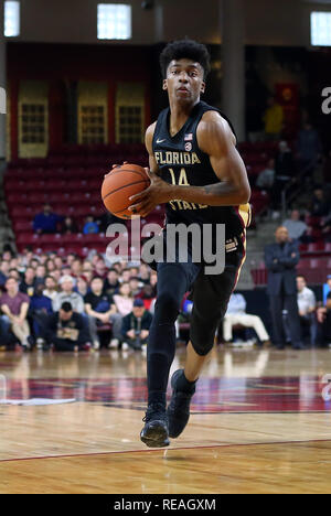 Conte Forum. 20 Jan, 2019. MA, USA, Florida State Seminoles guard Terance Mann (14) avec la balle pendant le jeu de basket-ball de NCAA entre Florida State Seminoles et Boston College Eagles à Conte Forum. Boston College a gagné 87-82. Anthony Nesmith/CSM/Alamy Live News Banque D'Images