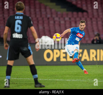 Arkadiusz Milik de SSC Napoli vu en action au cours de la série d'un match de football entre SSC Napoli vs S.S. Lazio au Stade San Paolo. (Score final Napoli 2 - 1 Lazio) Banque D'Images