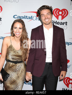 Burbank, CA, USA. 18 janvier, 2019. LOS ANGELES - jan 18 : Vanessa Grimaldi, Dean Unglert au iHeartRadio Podcast Prix dans le théâtre iHeartRadio le 18 janvier 2019 à Burbank, Ca Crédit : Kay Blake/ZUMA/Alamy Fil Live News Banque D'Images