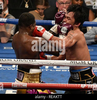 Las Vegas NV, USA. 19 Jan, 2019. (En noir les lignes) Manny Pacquiao va 12 tours avec Adrien Broner au MGM Grand Hotel samedi. Manny Pacquiao a pris la victoire par décision unanime pour le Monde Championnat mi-moyens. Photo par Gene Blevins/ZumaPress. Credit : Gene Blevins/ZUMA/Alamy Fil Live News Banque D'Images