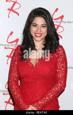 17 janvier 2019 - Los Angeles, CA, USA - LOS ANGELES - jan 17 : Noemi Gonzalez à feux de l'amour fête ses 30 ans à # 1 à la CBS Television City le 17 janvier 2019 à Los Angeles, CA (crédit Image : © Kay Blake/Zuma sur le fil) Banque D'Images