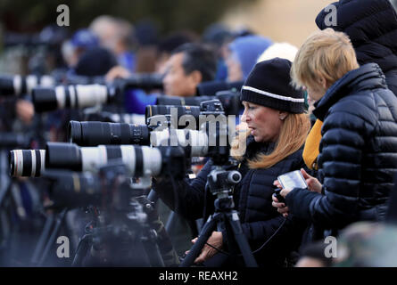 Los Angeles, USA. 20 Jan, 2019. Attendez que le photographes supermoon à Los Angeles, États-Unis, le 20 janvier 2019. Crédit : Li Ying/Xinhua/Alamy Live News Banque D'Images