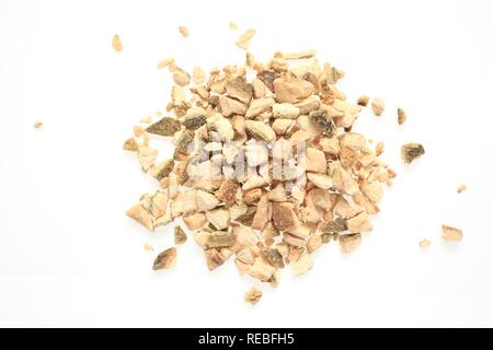 Pelures séchées du Curacao-Orange currassuviensis (Citrus aurantium), utilisée pour l'assaisonnement, l'alcool ou qu'un plateau de fruits Banque D'Images