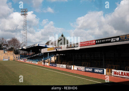 Vue générale d'Oxford United FC, terrain de football, Manor Ground, Headington, Oxford, photographié le 26 février 1995 Banque D'Images