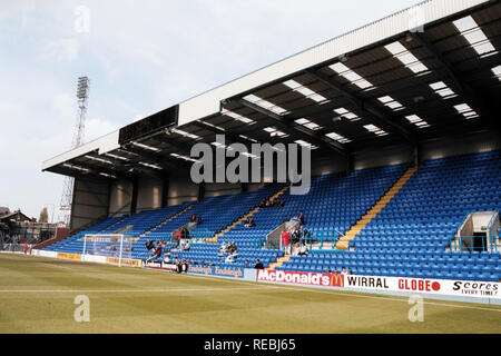 Vue générale de Tranmere Rovers FC Terrain de football, Prenton Park, Prenton Road West, Birkenhead, Liverpool, en photo le 30 avril 1995 Banque D'Images