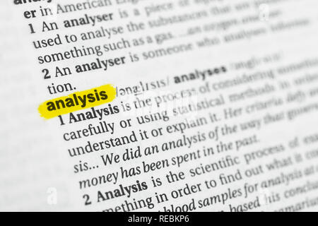 Souligné mot anglais "analyse" et sa définition au dictionnaire. Banque D'Images