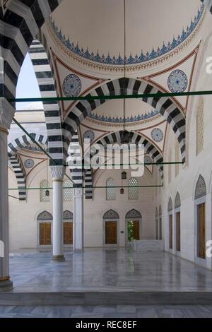 Mosquée Ertogrul Gazi, Ashgabat, Turkménistan Banque D'Images