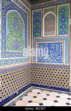 Tachkent, Musée des Arts Appliqués, plâtre sculpté décoration, Ouzbékistan Banque D'Images