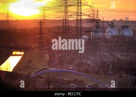 Valorisation énergétique de déchets de l'usine à Essen-Karnap, RWE Power AG, Essen, l'Emscher égouts Bottrop, Ruhr, Rhénanie du Nord-Westphalie Banque D'Images