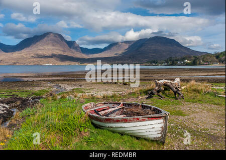 Flémalle Forest vu sur le Loch Kishorn de Achintraid Banque D'Images