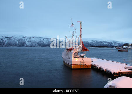 Un petit port près de Tromsø Banque D'Images