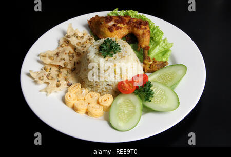 Riz frit au poulet Banque D'Images