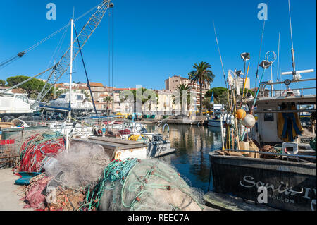 Port de pêche, Sainte-Maxime, Var, Provence-Alpes-Côte d'Azur, France, Europe Banque D'Images