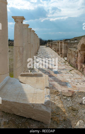 Dans l'ancien site Tripolis Yenicekent préfecture de Buldan, District de la province de Turquie. Banque D'Images