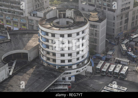 22 janvier 2019 - Chongqing, Chongqing, Chine - Chongqing, Chine-le bâtiment de 9 étages, construit en 1990, est un landmark architecture appartenant à une station de bus longue distance dans le sud-ouest de l'ChinaÃ¢â€ Chongqing. (Crédit Image : © SIPA l'Asie via Zuma sur le fil) Banque D'Images