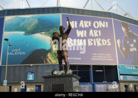 Cardiff City FC Stadium, Cardiff, Pays de Galles, Royaume-Uni. 22 janvier 2019. Fonction rend hommage à Emiliano Sala, récemment signé à l'équipe de la ville de Cardiff, qui était à bord de l'avion qui a disparu sur les îles de la Manche le 21 janvier 2019. Credit : Kerry Elsworth/Alamy Live News Banque D'Images