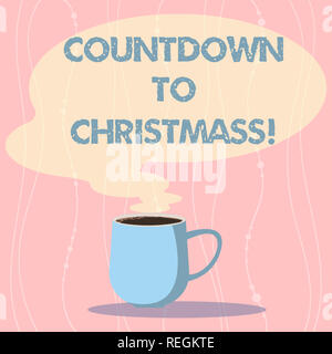 L'écriture de texte Word compte à rebours jusqu'à Noël. Concept d'affaires pour la période de temps précédant un événement significatif Mug photo tasse de café chaud avec Blank Banque D'Images