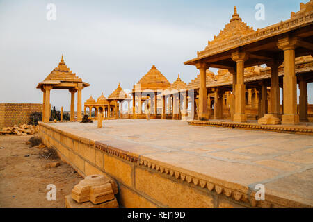 Vyas Chhatri architecture historique à Jaisalmer, Inde Banque D'Images
