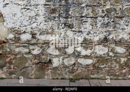 Vieux Mur de pierre et de brique rouge pour l'arrière-plan de vos photos, style vintage Banque D'Images