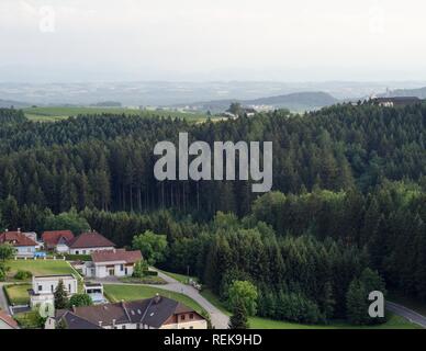 Les belles collines autour de Bad Kreuzen, Autriche. Banque D'Images