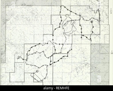 . Circle west étude de surveillance de la faune rapport annuel. Zoologie ; jeu et jeu-oiseaux. R.44E. R.45E. pia'ji'.) *'-^. -â   .V f,T&gt ; :.^--.*v*L, â ,&gt ; ! .V, ;^^"Â Â Â Â T" :rf.. Veuillez noter que ces images sont extraites de la page numérisée des images qui peuvent avoir été retouchées numériquement pour plus de lisibilité - coloration et l'aspect de ces illustrations ne peut pas parfaitement ressembler à l'œuvre originale.. Thompson, Larry S ; Montana. La Division de l'énergie ; Montana. Ministère des Ressources naturelles et de la conservation. La Division de l'emplacement des installations. Helena : Division de l'emplacement des installations, Montana Dept. of Natural Reso Banque D'Images