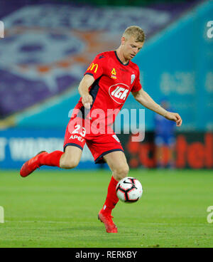 L'HBF Park, Perth, Australie. 23 Jan, 2019. Une Ligue de football, Perth Glory versus Adelaide United ; Jordanie Elsey d'Adelaide United contrôle le ballon au cours de la seconde moitié Credit : Action Plus Sport/Alamy Live News Banque D'Images