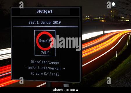 Information Board, interdiction de la conduite de véhicules diesel Euro5/V gratuitement, Stuttgart, Bade-Wurtemberg, Allemagne Banque D'Images