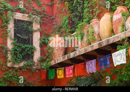 Maison coloniale, la ville historique de San Miguel de Allende, Province de Guanajuato, Mexique Banque D'Images