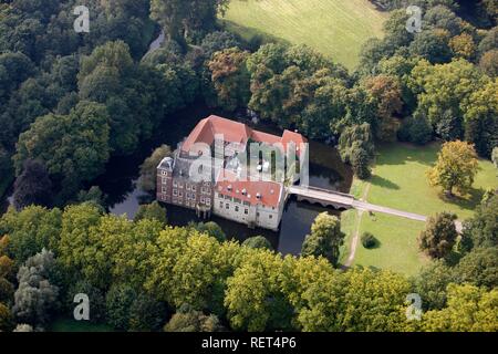 Senden hôtel particulier, château à douves sur Stever Lake, Senden, Münster, Rhénanie du Nord-Westphalie Banque D'Images