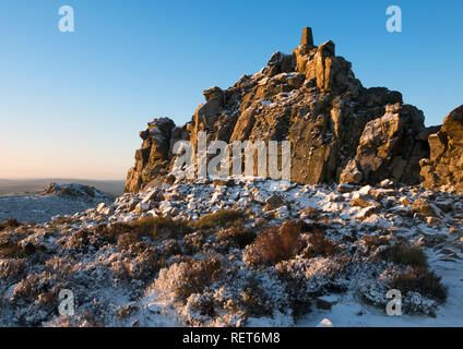 Manstone Rock sur les Stiperstones au lever du soleil, le Shropshire. Banque D'Images