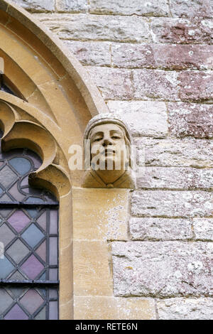 Pierres de femme chef de l'église de St Johns Lockerley Hampshire UK Banque D'Images