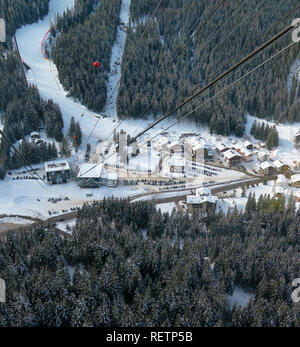 Alba-Col téléphérique dei Rossi, Vallée de Fassa, Dolomites, Italie Banque D'Images