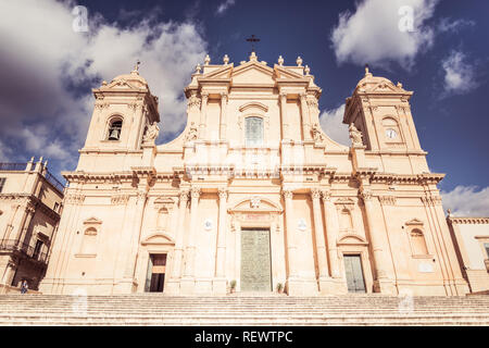 Noto, Sicile, Italie / Décembre 2018 : Basilica Minore di San Nicolò à Noto, la cathédrale de Noto est une cathédrale catholique romaine dans la région de Noto en Sicile, Italie. Sa Banque D'Images