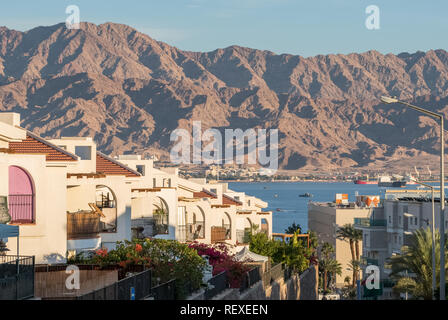 Belle vue d'Eilat - La célèbre ville balnéaire sur la mer rouge en Israël Banque D'Images