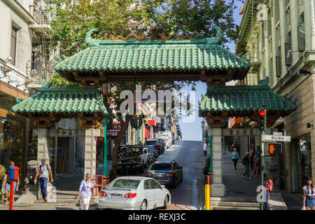 5 Septembre, 2017 San Francisco/CA/USA - Portail d'entrée de Chinatown Banque D'Images