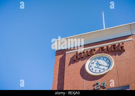 7 octobre 2017 San Francisco/CA/USA - regarder sur la façade d'AT&T Park Banque D'Images