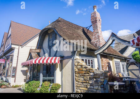 5 novembre 2017-The-Sea Carmel-By/USA - ancien bâtiment restauré abrite un restaurant au centre-ville de Carmel, Monterey Peninsula, Californie Banque D'Images