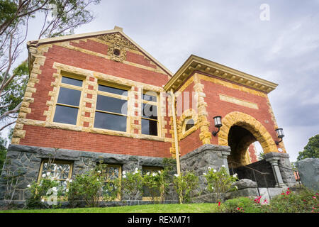 24 décembre 2017 San Luis Obispo / CA / USA - ancienne bibliothèque bâtiment dans le quartier historique Banque D'Images