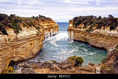 Loch Ard Gorge, Port Campbell National Park, Victoria, Australie, des formations calcaires, désert côtier, Trésor de la Nature, sentier de randonnée Banque D'Images